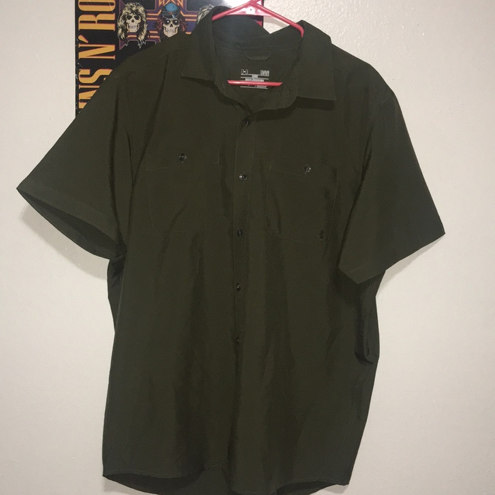 Men’s Under Armour polo